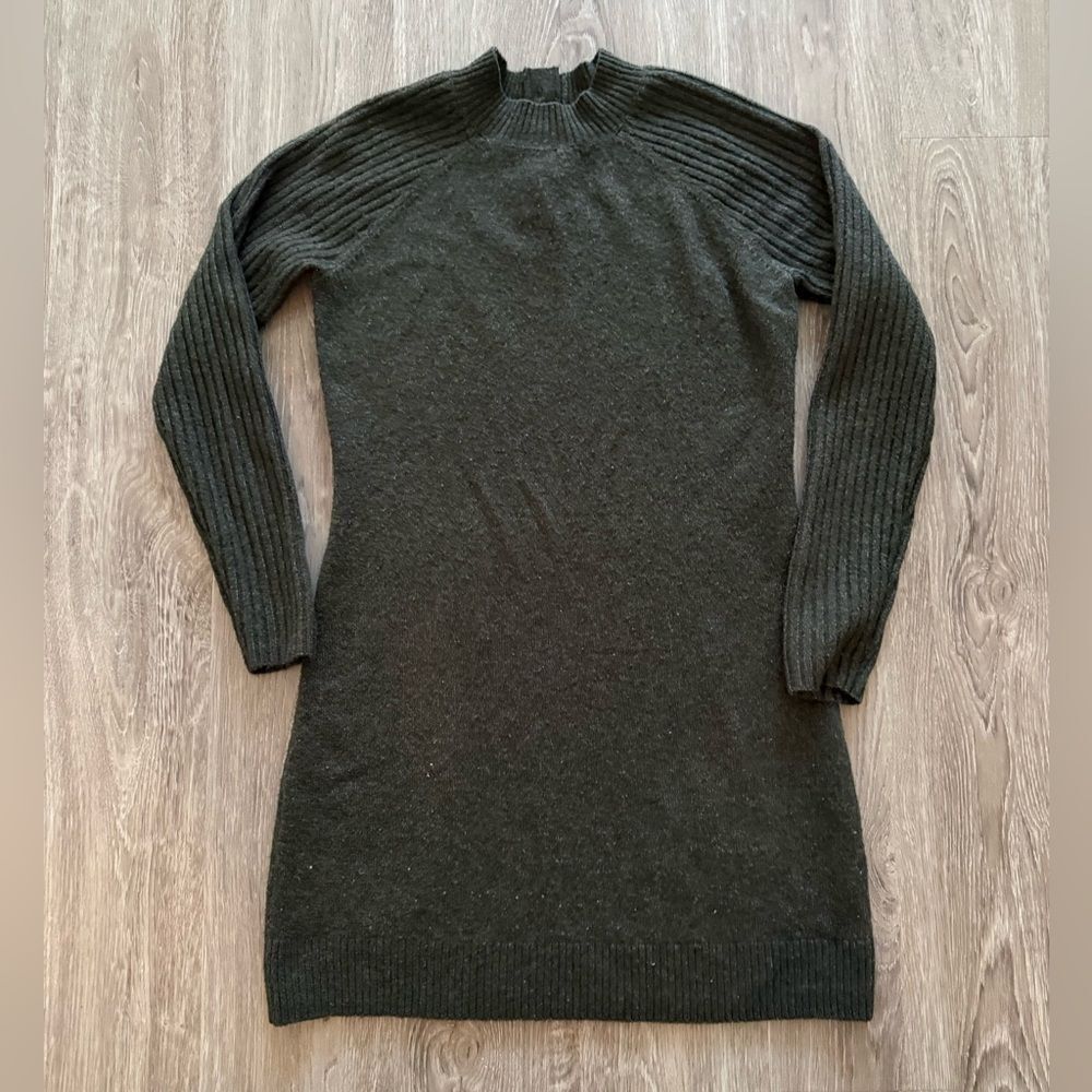 Abercrombie & Fitch Sweater Dress